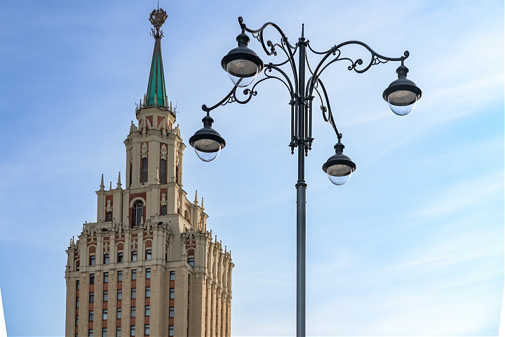 Площадь трех вокзалов, Москва